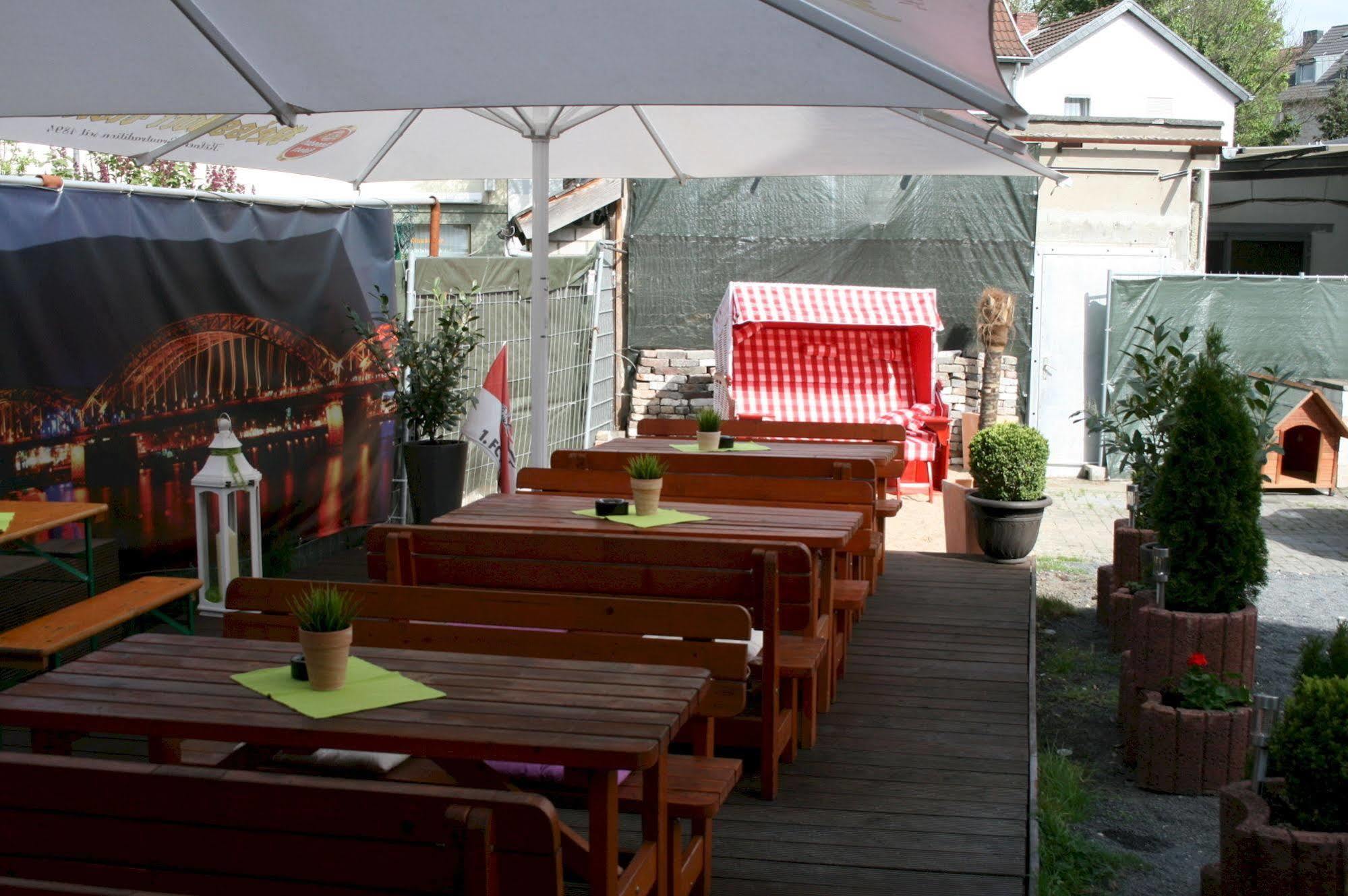 הירט Hotel Schuetze Superior מראה חיצוני תמונה