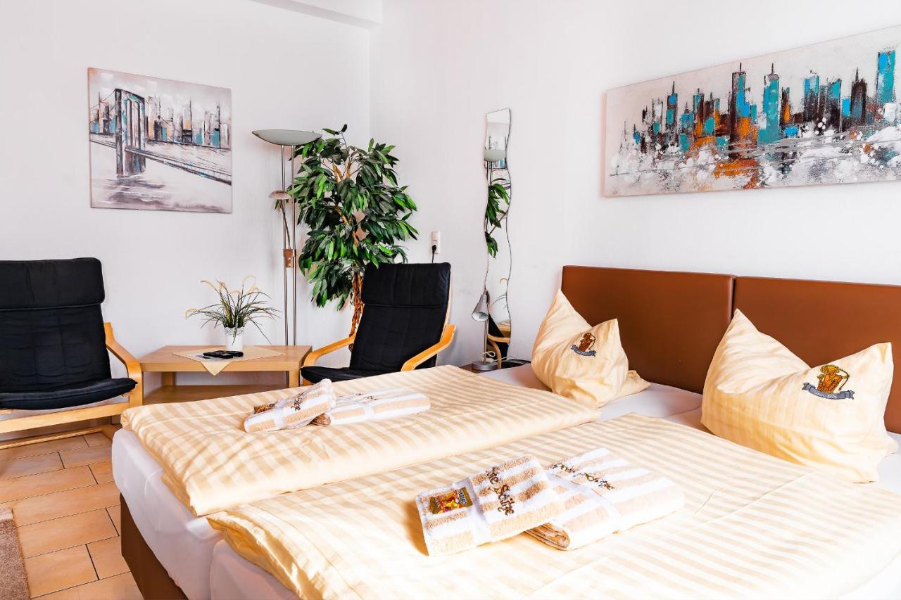 הירט Hotel Schuetze Superior מראה חיצוני תמונה