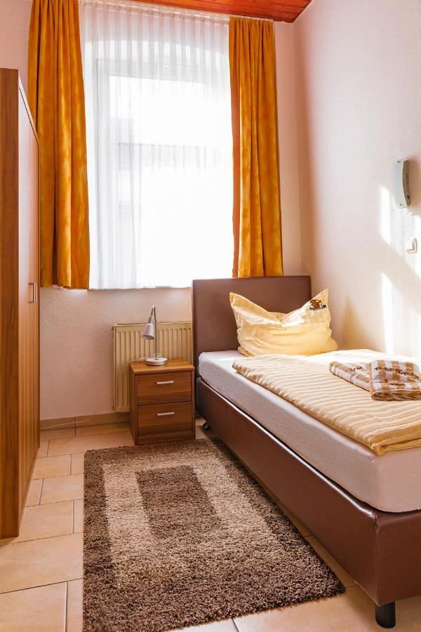 הירט Hotel Schuetze Superior מראה חיצוני תמונה