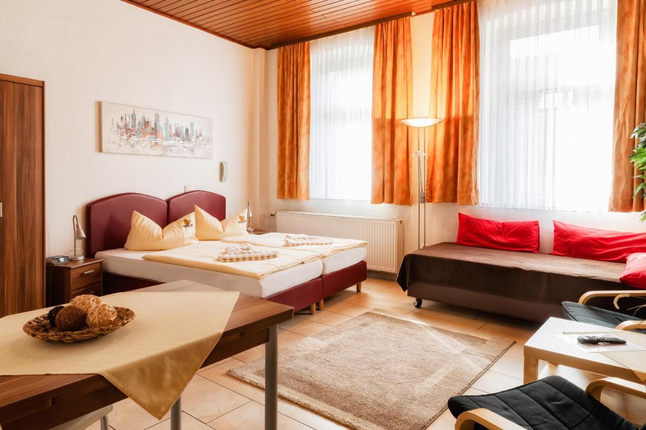 הירט Hotel Schuetze Superior מראה חיצוני תמונה