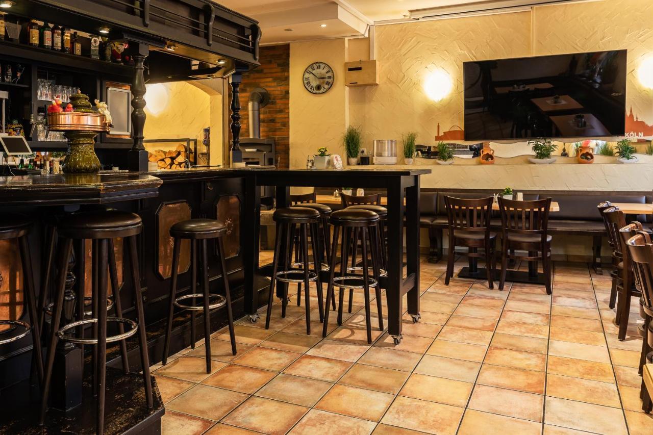 הירט Hotel Schuetze Superior מראה חיצוני תמונה